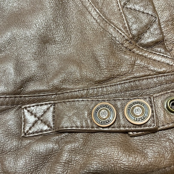 VTG Adventure Bound Wilsons Leather Bomber Jacket Distressed Aviator Moto Crop - Picture 13 of 16